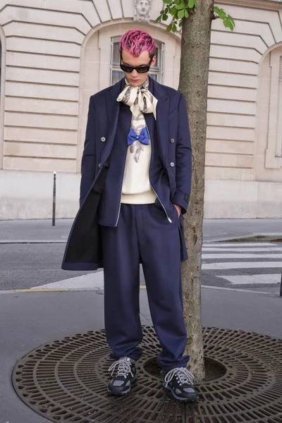 Look 25